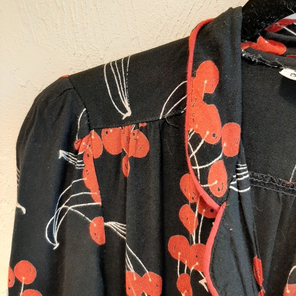 Vintage 70s Cherry 🍒 Wrap Dress 5/XXS - Picture 7 of 12